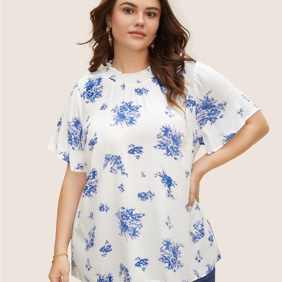 NWT BloomChic Wrap Collar White and Blue Floral Ruffle Sleeve Blouse - Picture 1 of 16